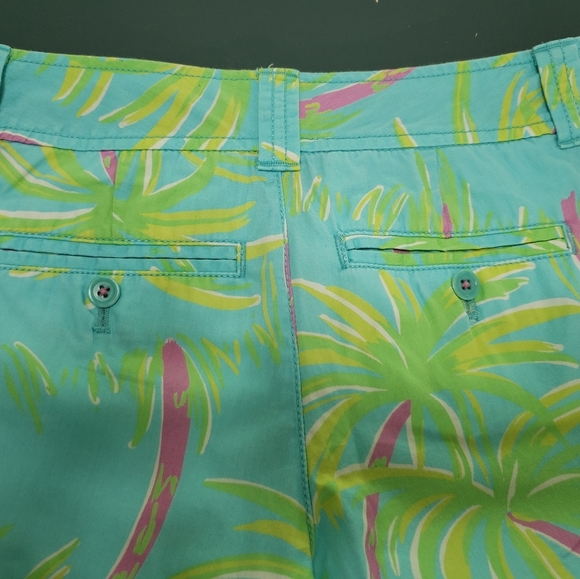Lilly pulitzer Bermuda shorts,  size 0 - Picture 2 of 6